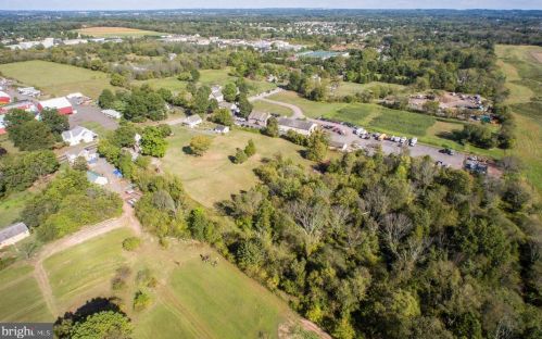 4500 Skippack Pike, Collegeville PA  19473-2033 exterior