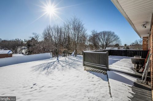 821 Blue Rdg Dr, Harrisonburg VA  22802-5012 exterior