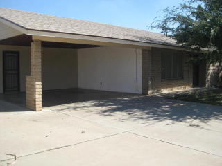 8405 55th Dr, Glendale, AZ 85302-6011