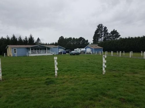 3390 Diana Dr, Hydesville, CA 95547-9407
