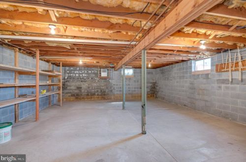 616 Seminary St, Charles Town WV  25414-1447 exterior