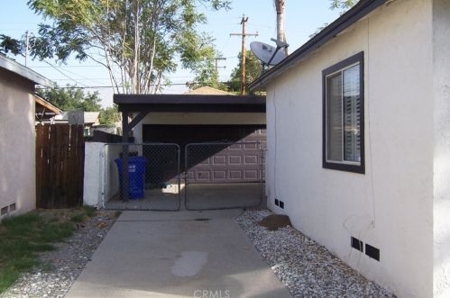 216 34th St, San Bernardino, CA 92404-2204