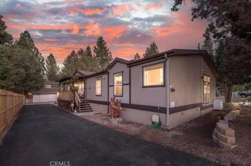 1100 Willow Ln, Big Bear City, CA 92314-9692