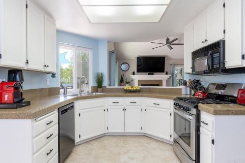 11705 Caminito De Las Missiones, San Diego CA 92128-3343 exterior