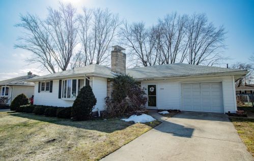 8946 Cottage Grove Pl, Hammond, IN 46322-2121