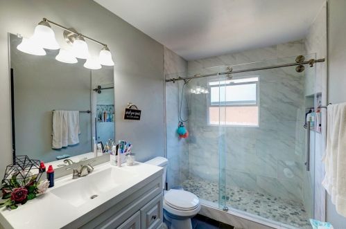 579 Roberta Ave, El Cajon CA  92021-6317 exterior