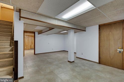 3102 Sapphire Ct, Wilmington DE  19810-2241 exterior