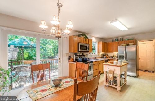 8495 Clare St, Owens VA  22485-3820 exterior