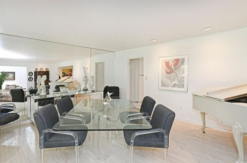 19 Montrose Pl, Huntington Station NY 11747-3403 exterior