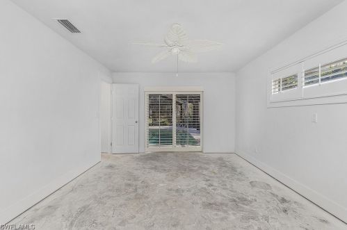 1224 Kittiwake Cir, Sanibel FL  33957-3608 exterior