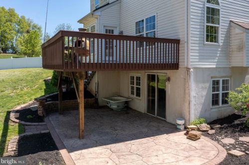 50 Ashley Cir, Gilbertsville PA  19525-8876 exterior