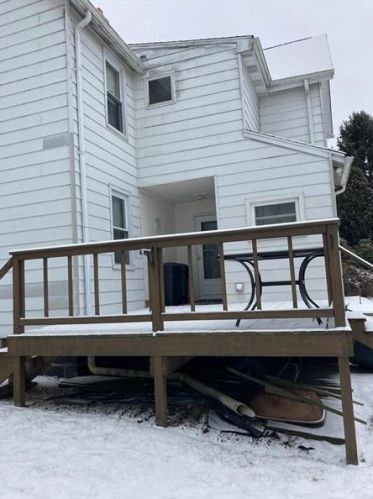 206 New St, South Connellsville, PA 15425-4825