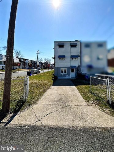 3459 Aubrey Ave, Philadelphia PA  19114-3601 exterior