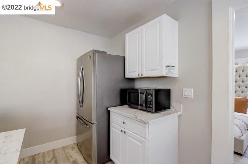 2851 82nd Ave, Oakland CA  94605-3510 exterior