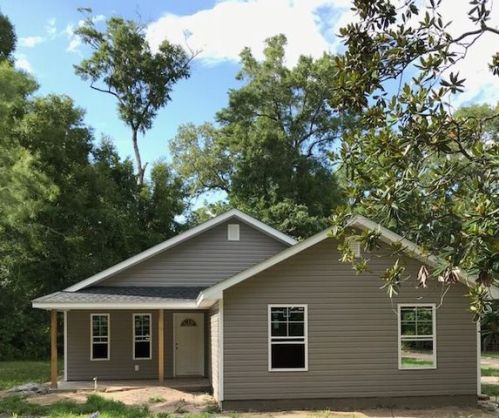 12 Haida Trl, Crawfordville, FL 32327-2819