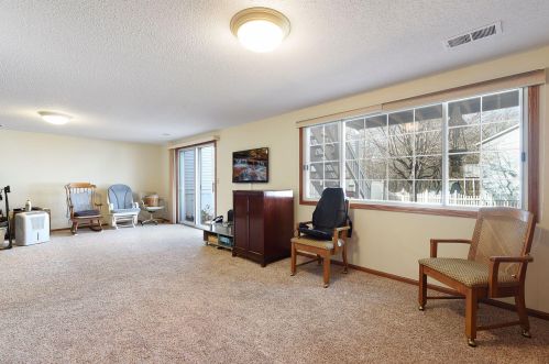 5759 Donegal Dr, Saint Paul MN 55126-3701 exterior