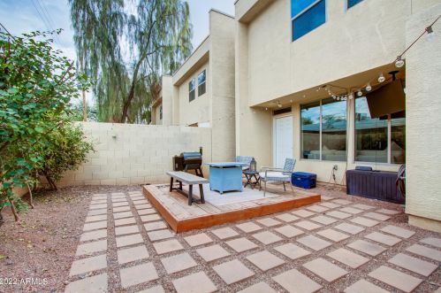 2929 39th St, Phoenix AZ  85018-7176 exterior
