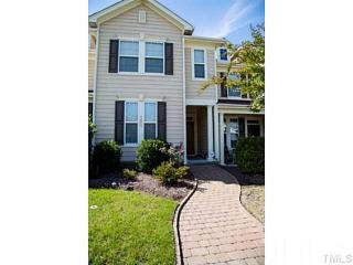 156 Point Comfort Ln, Cary NC  27519-2524 exterior