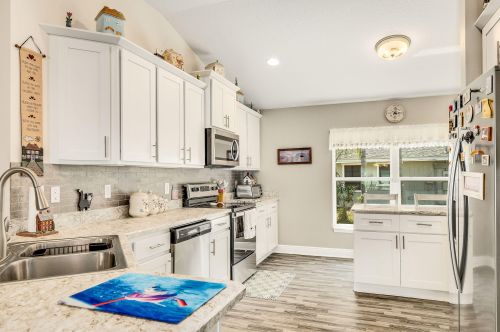 725 Beard Ave, Sebastian FL  32958-4811 exterior