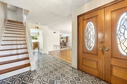 5201 Del Serra Cir, Buena Park, CA 90623-2209