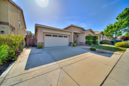2468 El Tambor Dr, West Pittsburg, CA 94565-7673