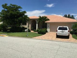 8828 Huntington Pointe Dr, Sarasota, FL 34238-3242