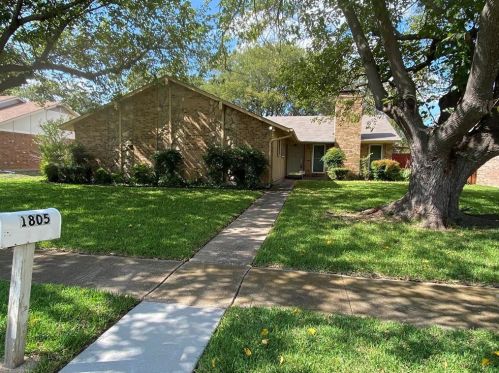 1805 Eastfield Dr, Richardson TX  75081-5433 exterior