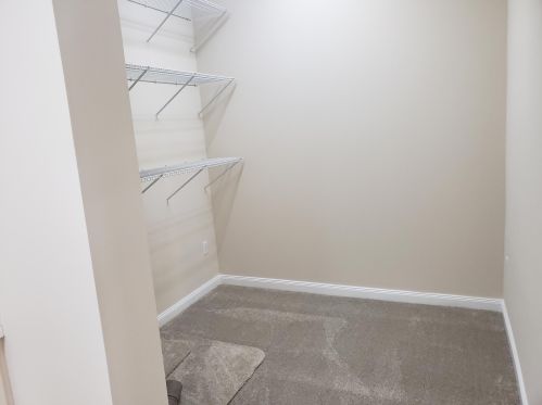 4 Harbour Isle Dr, Fort Pierce FL  34949-2750 exterior