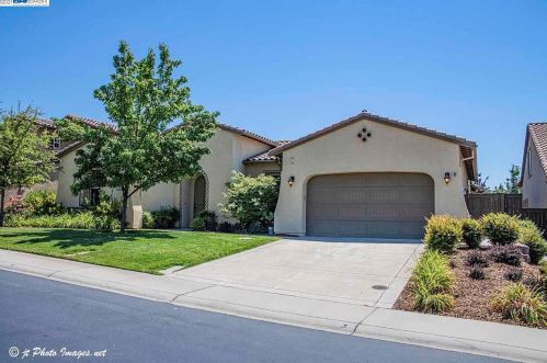 2326 Picasso Way, Folsom, CA 95762-5234
