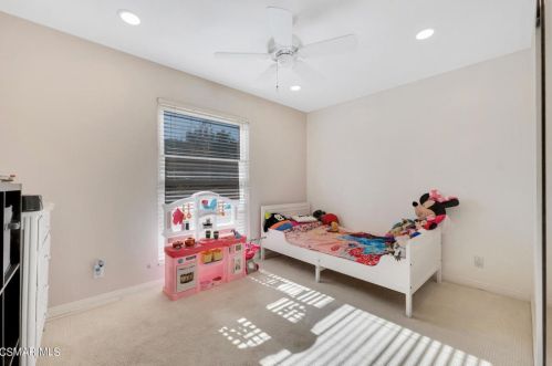 27503 Endeavor St, Calabasas CA  91301-3538 exterior