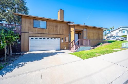 1990 Moss Beach Ct, Pismo Beach, CA 93433-1872