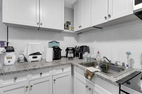 22 Westminster St, Lehigh Acres FL 33936-6512 exterior