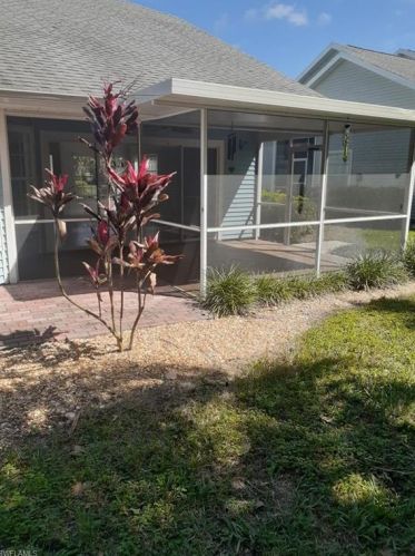 1417 Monarch Cir, Naples FL  34116-6617 exterior