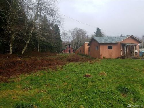 32 Fullerton Rd, Forks WA  98331-9478 exterior