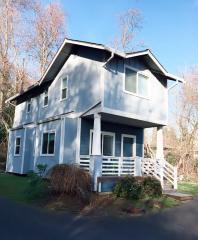 20721 12th Ave, Seattle, WA 98198-2601