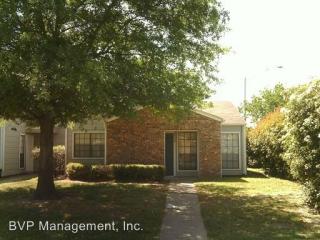 2500 Cross Timbers Dr, College Station TX  77840-5067 exterior