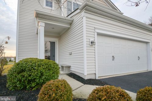 612 Prizer Ct, Downingtown, PA 19335-4988