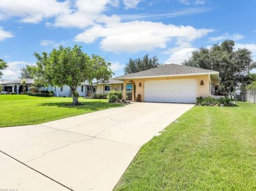 610 29th St, Cape Coral, FL 33904-3523