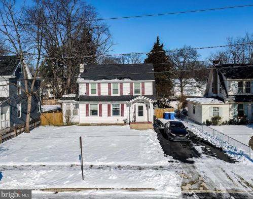 33 Church St, Beverly NJ  08010-3526 exterior