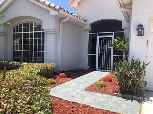 6401 Pinewood Dr, Orlando, FL 32822-3049