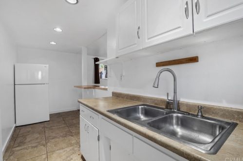 621 Horne St, Oceanside CA  92054-2418 exterior