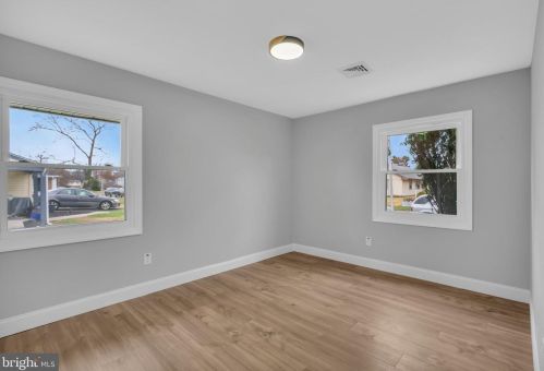 38 Parish Ln, Willingboro NJ  08046-2708 exterior