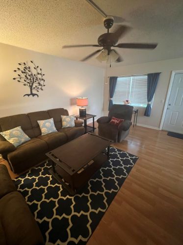 27 Canterbury B, West Palm Beach, FL 33417-1360