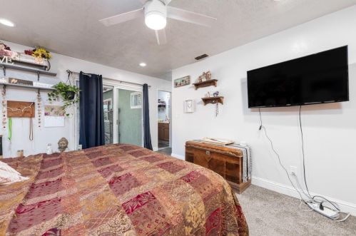 1412 Cottonwood St, Woodland CA  95695-5167 exterior