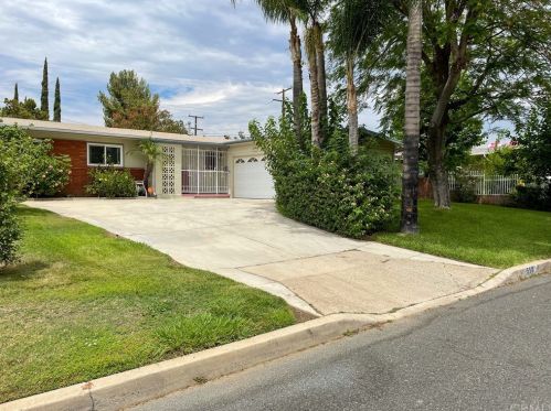 550 Clifford Ave, Rialto, CA 92376-4902