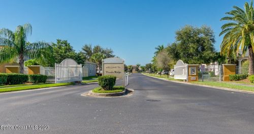 3220 Constellation Dr, Melbourne FL 32940-2365 exterior