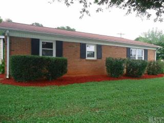 524 7th St, Hickory NC  28602-2745 exterior
