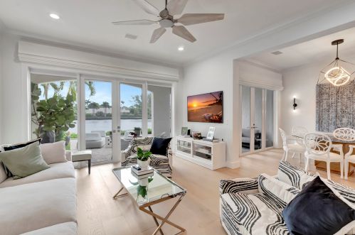 1391 Estuary Trl, Delray Beach FL  33483-5934 exterior