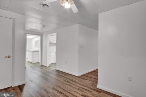 11 Thrush Dr, Carlisle PA  17015-7653 exterior