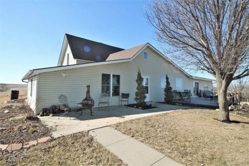 3376 State Highway 2, Clarinda, IA 51632-4049